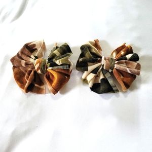 BBCO Camo Velvet Piggies Hairbows on Clips